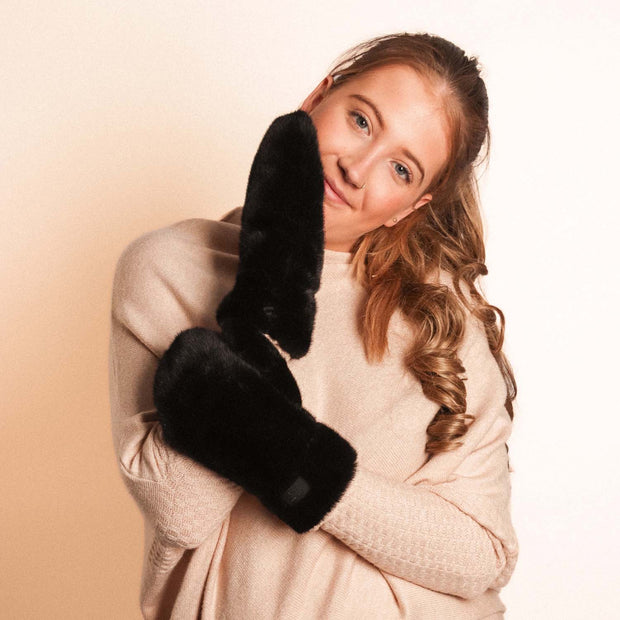 Zelly Black Faux Fur Ladies Mittens**