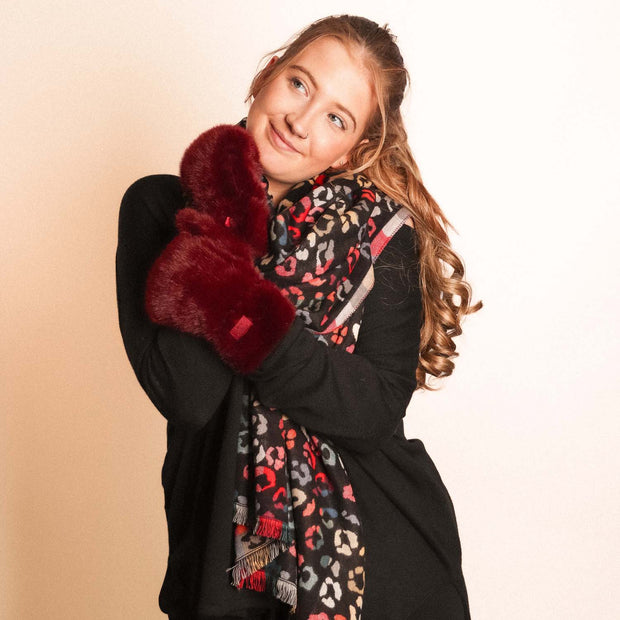 Zelly Burgundy Faux Fur Ladies Mittens**