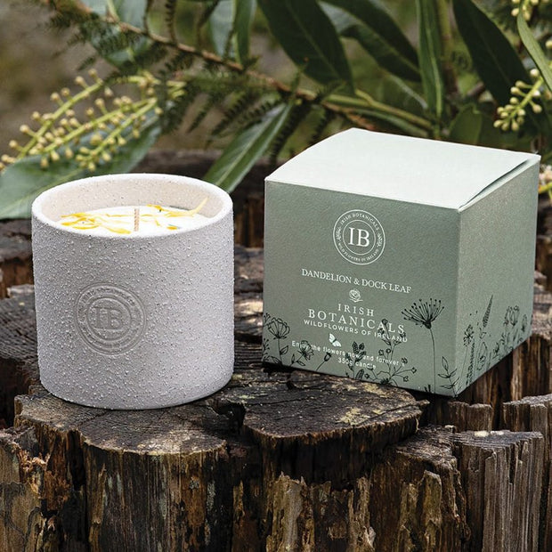 Irish Botanicals Dandelion and Dock Leaf Candle