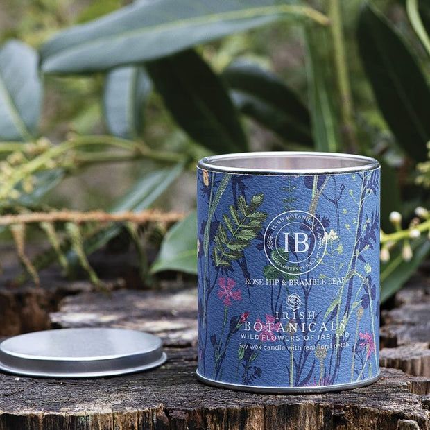 Irish Botanicals Rosehip and Bramble Leaf Tin Candle