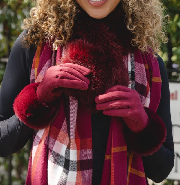 Cherry Ladies Faux Fur Cuff Gloves**
