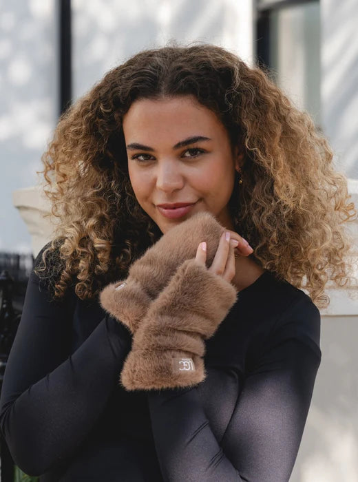 Mocha Mousse Ladies Fingerless Faux Fur Gloves**