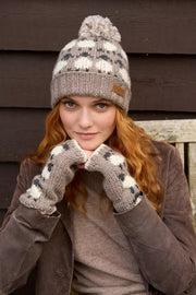 Pachamama Sheep (Merino) Handwarmers Mushroom