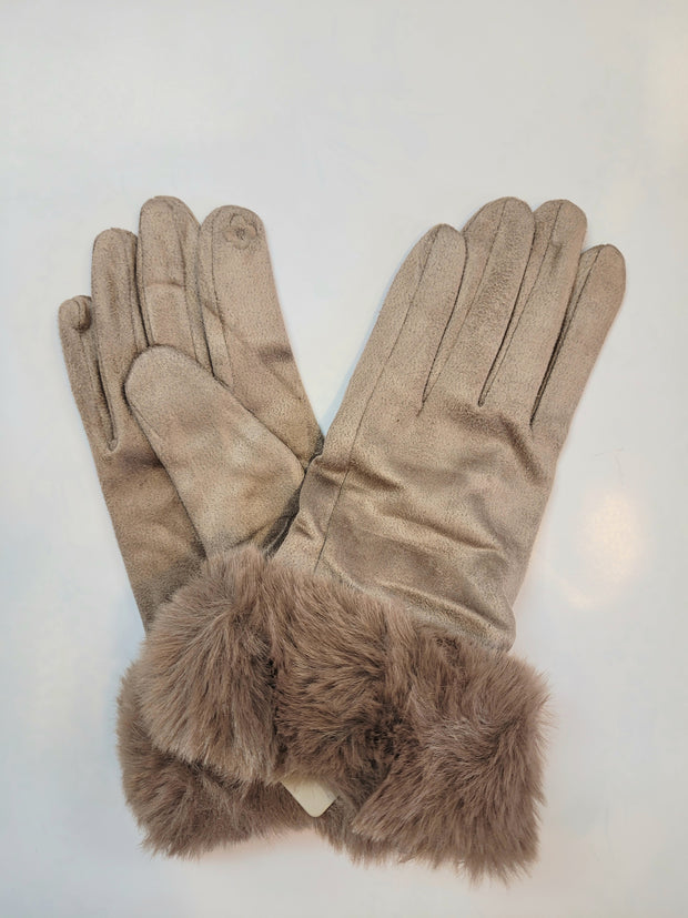 Latte Ladies Faux Fur Cuff Gloves*